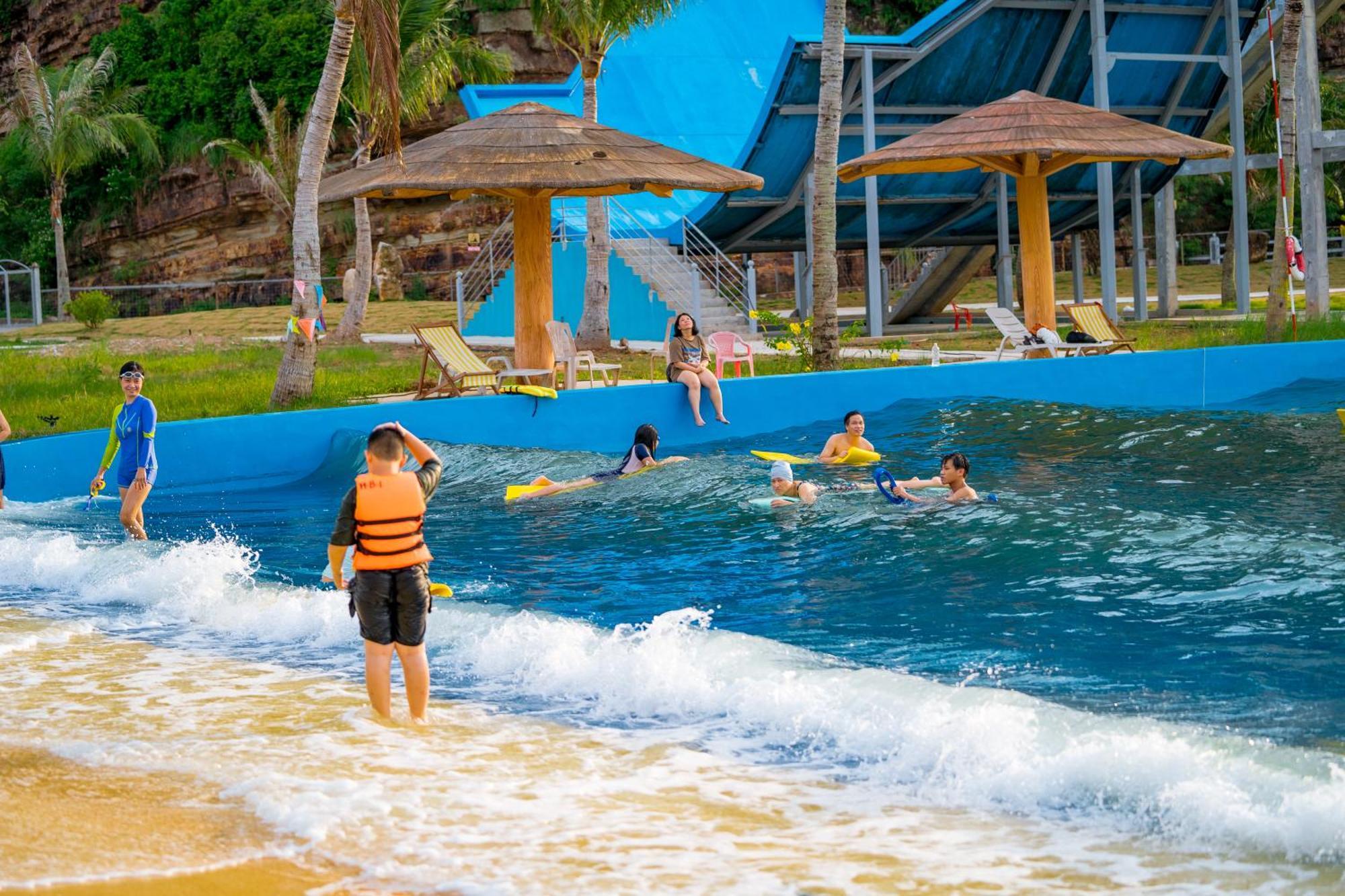 Hon Dau Resort Ðố Sơn Bagian luar foto